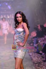 Model walk the ramp for Gauri Nainika show at Lakme Fashion Week 2011 Day 5 in Grand Hyatt, Mumbai on 15th March 2011 (76).JPG